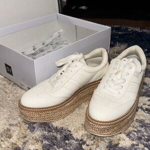 Dolce Vita Barkley Women's White and Tan Platform Sneakers